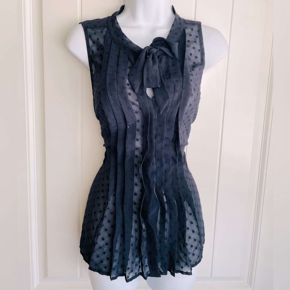 Loft Swiss Dot Bow Tie Button Down Pleated Navy Blue Blouse Sz Small in EUC